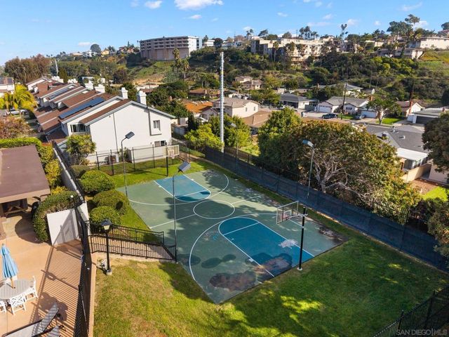 2264 Caminito Pajarito 141, San Diego, CA 92107