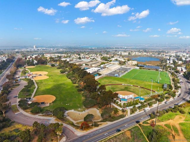 2264 Caminito Pajarito 141, San Diego, CA 92107