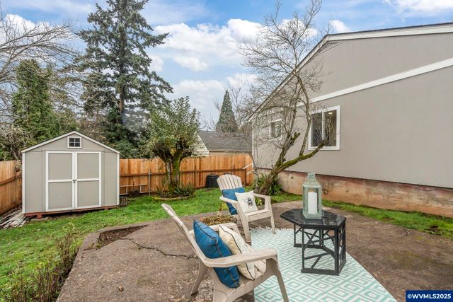 790 Hansen Av S, Salem, OR 97302