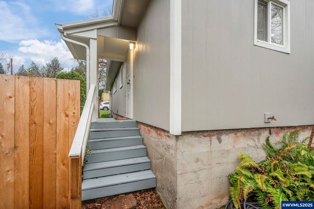 790 Hansen Av S, Salem, OR 97302