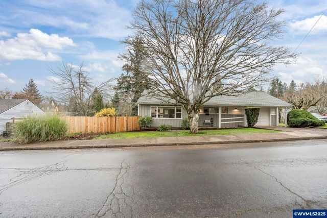 790 Hansen Av S, Salem, OR 97302