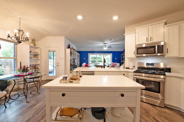 605 Eleanor Drive, Fate, TX 75087
