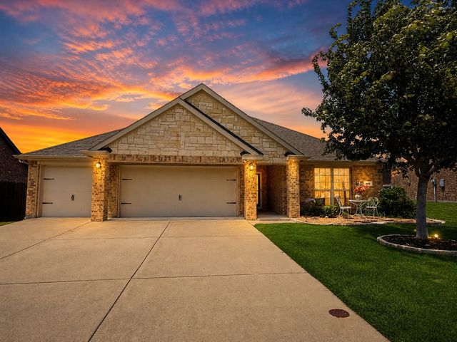 605 Eleanor Drive, Fate, TX 75087