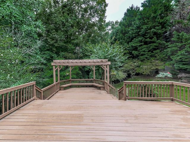 408 Sixes Drive, Canton, GA 30114
