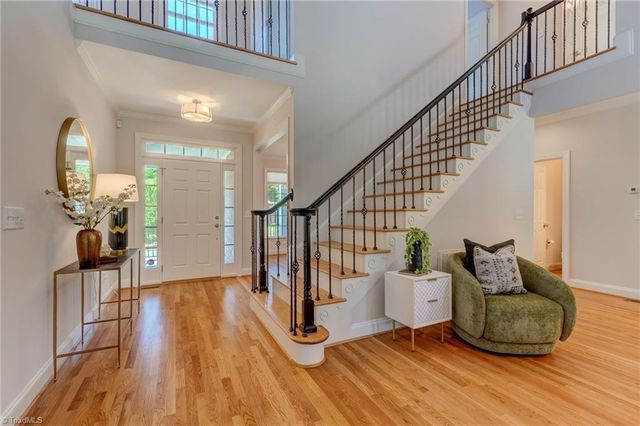 1827 Crossroads Drive, Greensboro, NC 27455