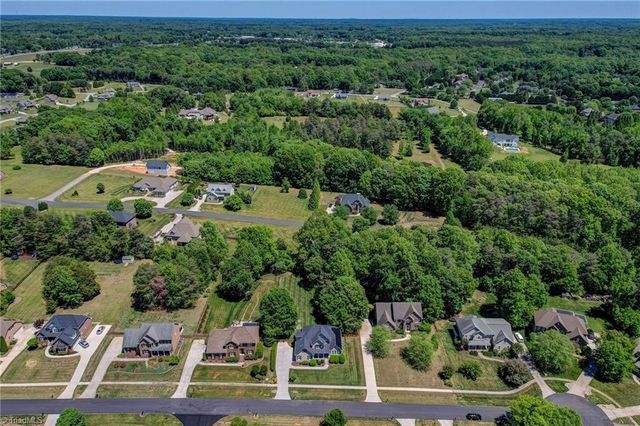 1827 Crossroads Drive, Greensboro, NC 27455