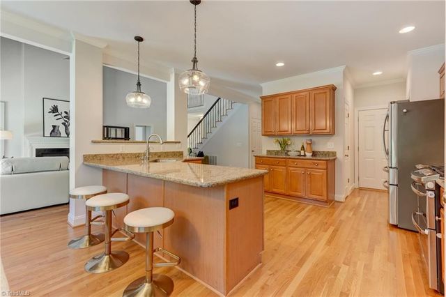 1827 Crossroads Drive, Greensboro, NC 27455