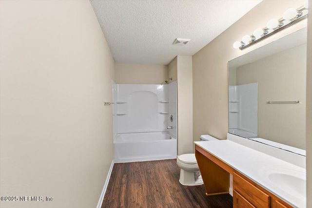 1051 MORNING LIGHT Road, Jacksonville, FL 32218
