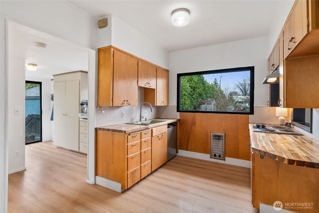 111 Aurora Street, Centralia, WA 98531