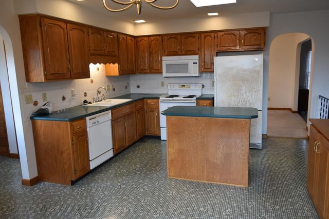 1454 Stage Coach Road, Sewanee, TN 37375