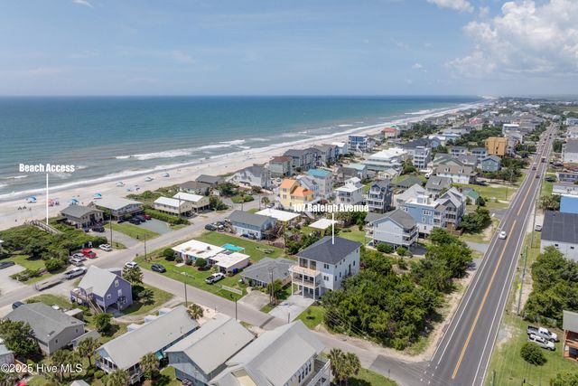 107 Raleigh Avenue, Surf City, NC 28445