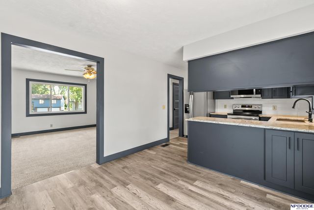 15909 Arbor Circle, Omaha, NE 68130