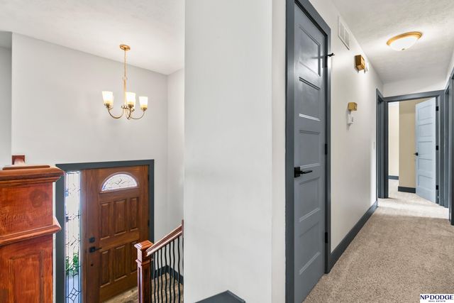 15909 Arbor Circle, Omaha, NE 68130