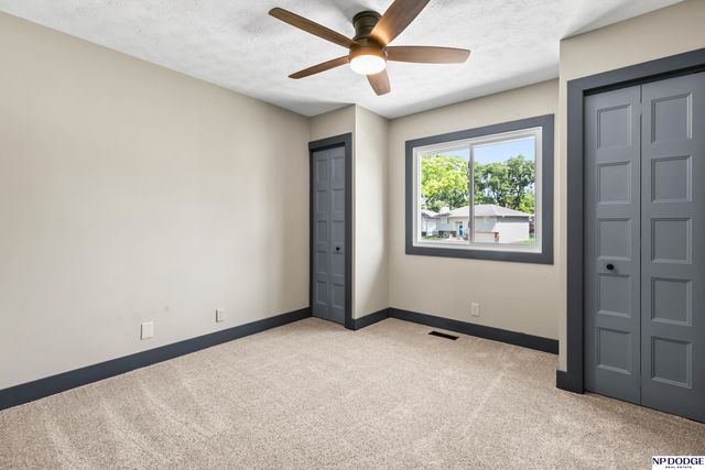 15909 Arbor Circle, Omaha, NE 68130