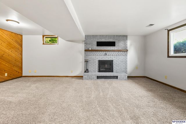 15909 Arbor Circle, Omaha, NE 68130