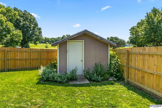 15909 Arbor Circle, Omaha, NE 68130