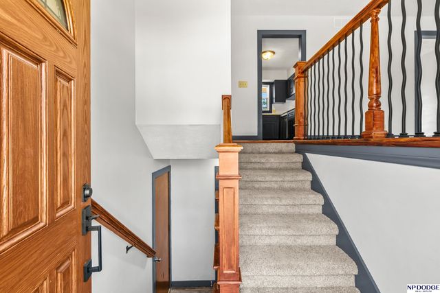 15909 Arbor Circle, Omaha, NE 68130