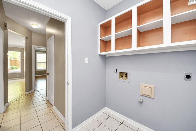 1909 Aztec Drive, Deer Park, TX 77536
