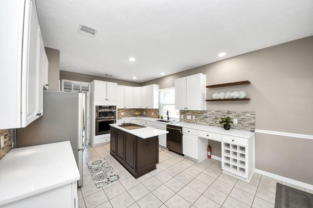 1909 Aztec Drive, Deer Park, TX 77536