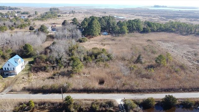 2415 Maundys Creek RD, Hayes, VA 23072