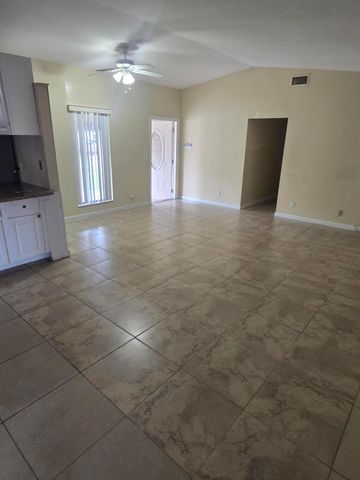 4941 N Marbella Rd N, West Palm Beach, FL 33417