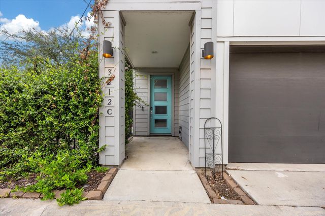 3212 N Macgregor Way C, Houston, TX 77004