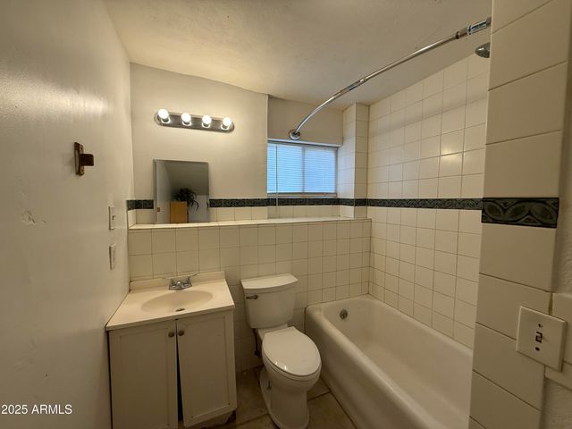 6547 N 59TH Drive, Glendale, AZ 85301