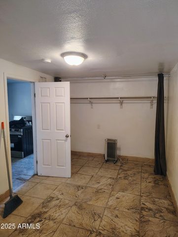 6547 N 59TH Drive, Glendale, AZ 85301