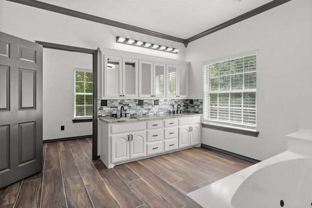 3091 Rockbridge Road, Mcgregor, TX 76657