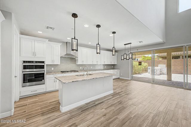 10212 E Bell Rock Trail, Tucson, AZ 85747