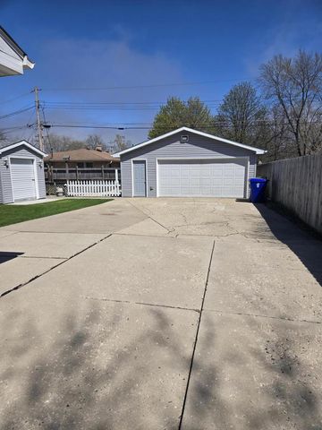 1509 19th AVENUE, Kenosha, WI 53140