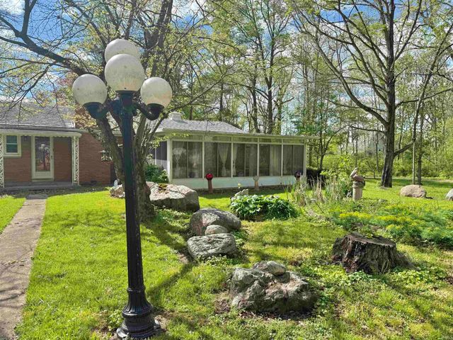 9100 S State Road 35, Muncie, IN 47302