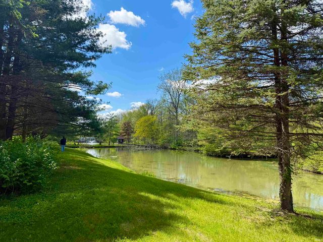 9100 S State Road 35, Muncie, IN 47302