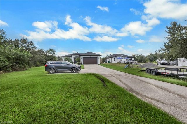 4352 24th AVE NE, Naples, FL 34120