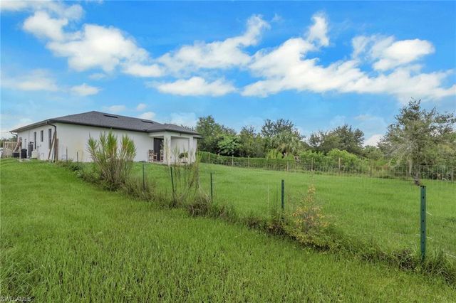 4352 24th AVE NE, Naples, FL 34120