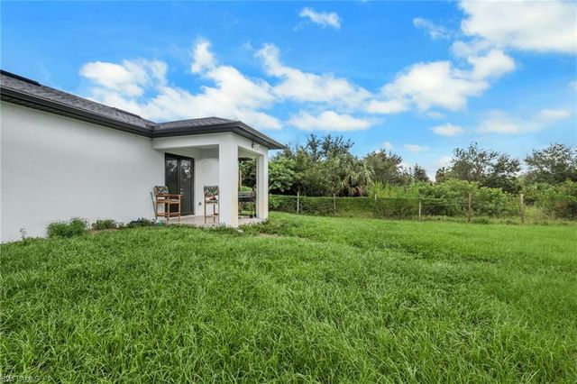 4352 24th AVE NE, Naples, FL 34120