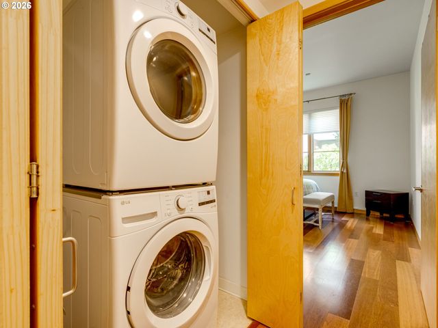 726 Nw 11TH Ave 104, Portland, OR 97209