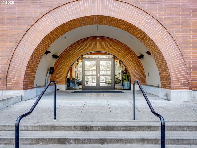 726 Nw 11TH Ave 104, Portland, OR 97209