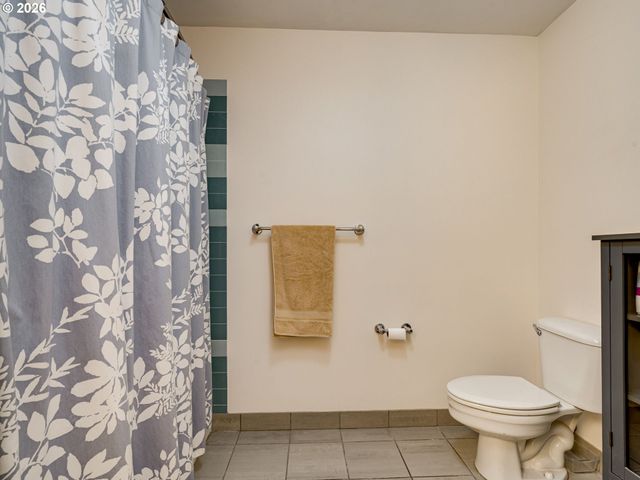 726 Nw 11TH Ave 104, Portland, OR 97209