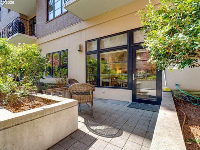 726 Nw 11TH Ave 104, Portland, OR 97209