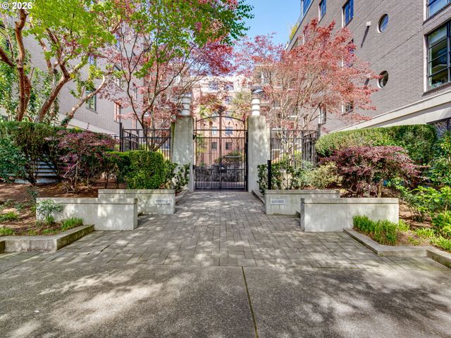 726 Nw 11TH Ave 104, Portland, OR 97209