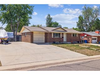 1611 S Carr St, Lakewood, CO 80232