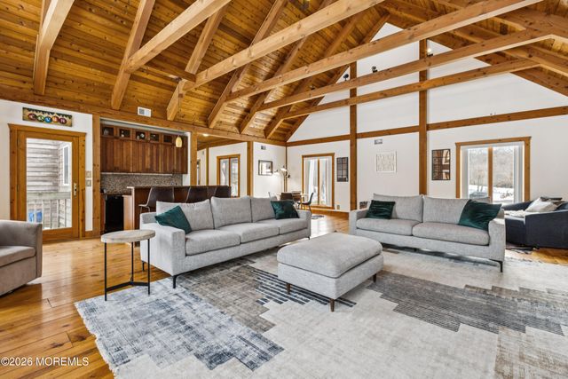 5 Ironwood Court, Jackson, NJ 08527