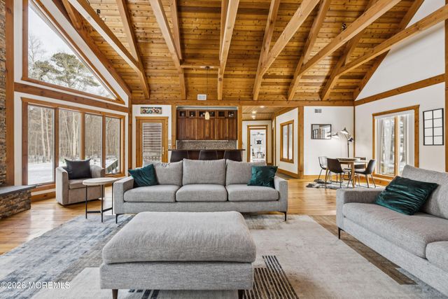 5 Ironwood Court, Jackson, NJ 08527