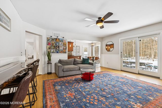 5 Ironwood Court, Jackson, NJ 08527