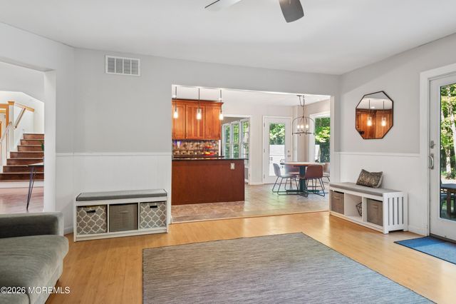 5 Ironwood Court, Jackson, NJ 08527