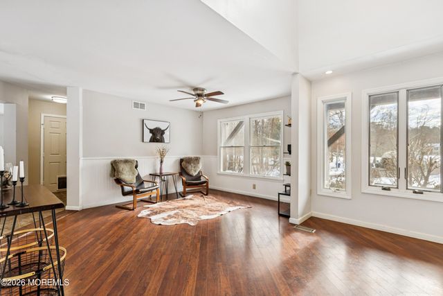 5 Ironwood Court, Jackson, NJ 08527