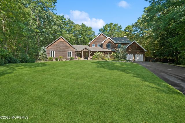 5 Ironwood Court, Jackson, NJ 08527