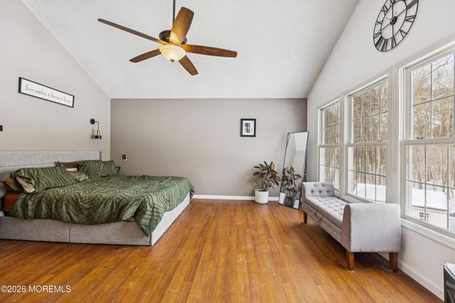 5 Ironwood Court, Jackson, NJ 08527