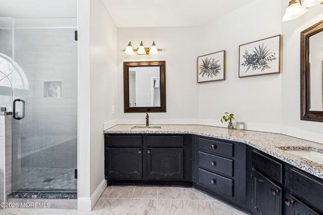 5 Ironwood Court, Jackson, NJ 08527